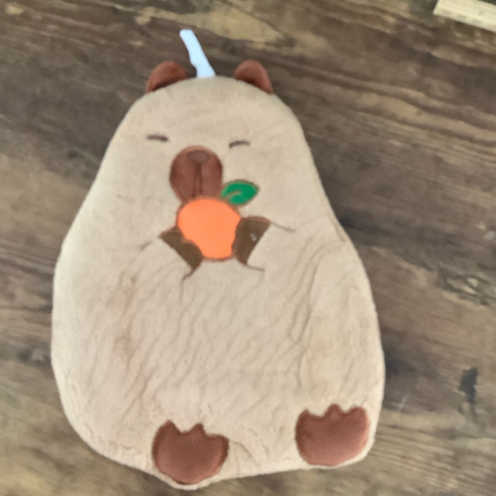 hand towel， cute capybara